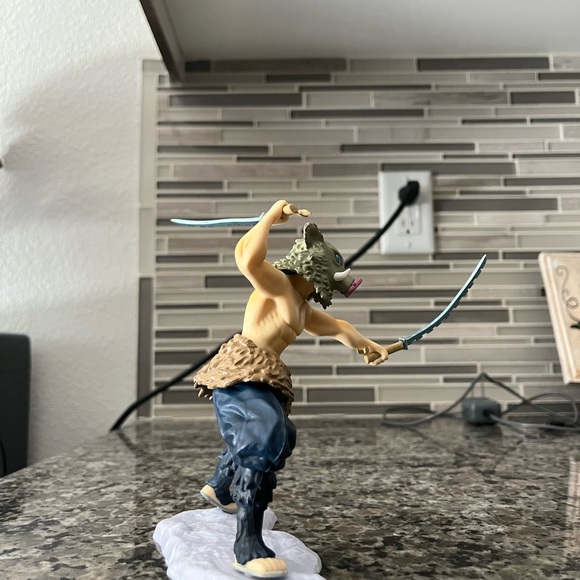 Inosuke Demon Slayer Figure - Picture 3 of 4